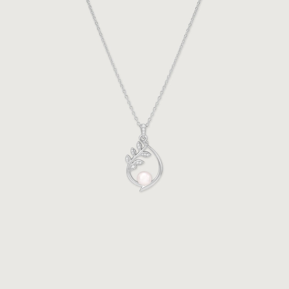 Elegant Leaf Pearl Pendant Necklace for Women | Premium Silver Finish